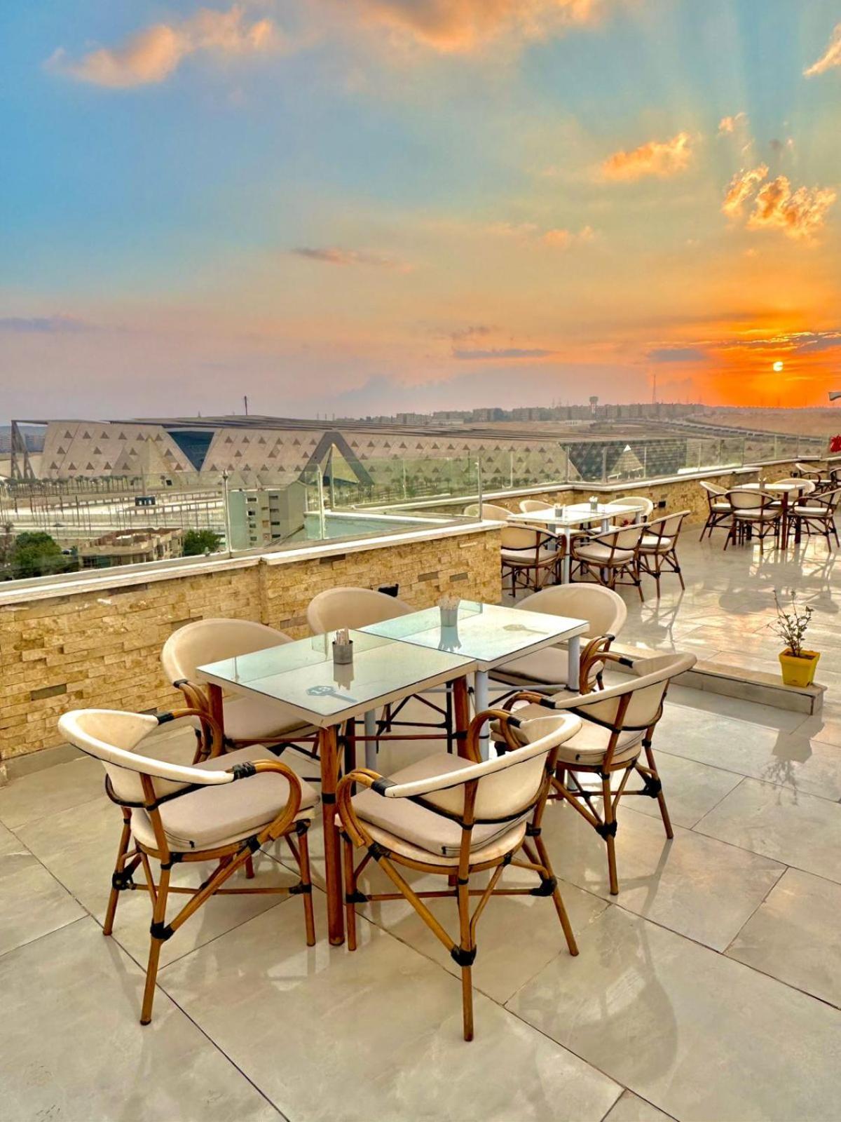 Hotel Grand Museum & Pyramids View Kafr Ghatati Exterior foto